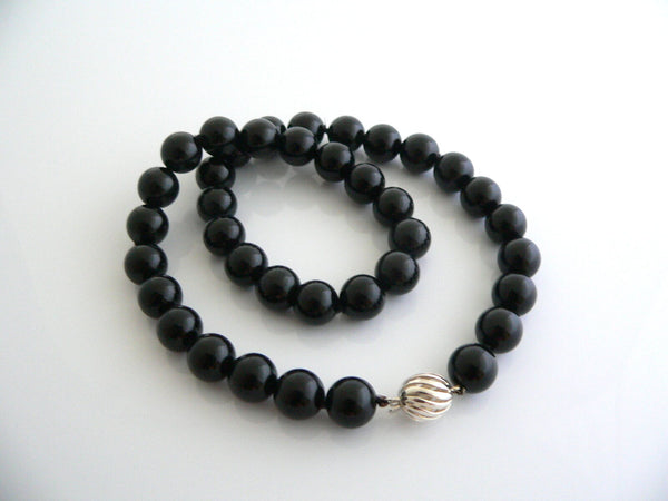 Tiffany & Co Onyx Bead Necklace Pendant Chain Twirl Clasp Silver Love Gift Pouch