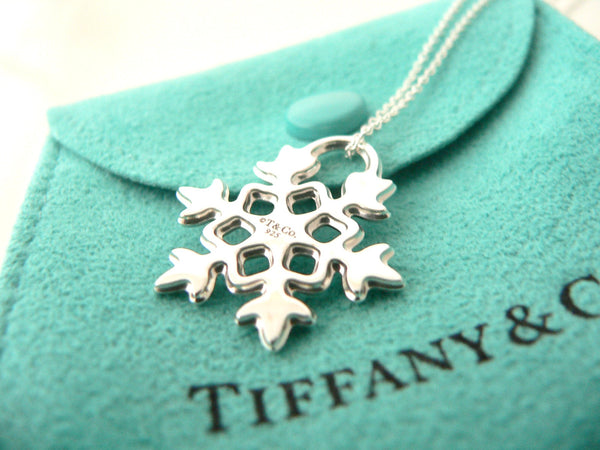 Tiffany & Co Silver Snowflake Charm Necklace Pendant Chain Snow Winter Gift Love