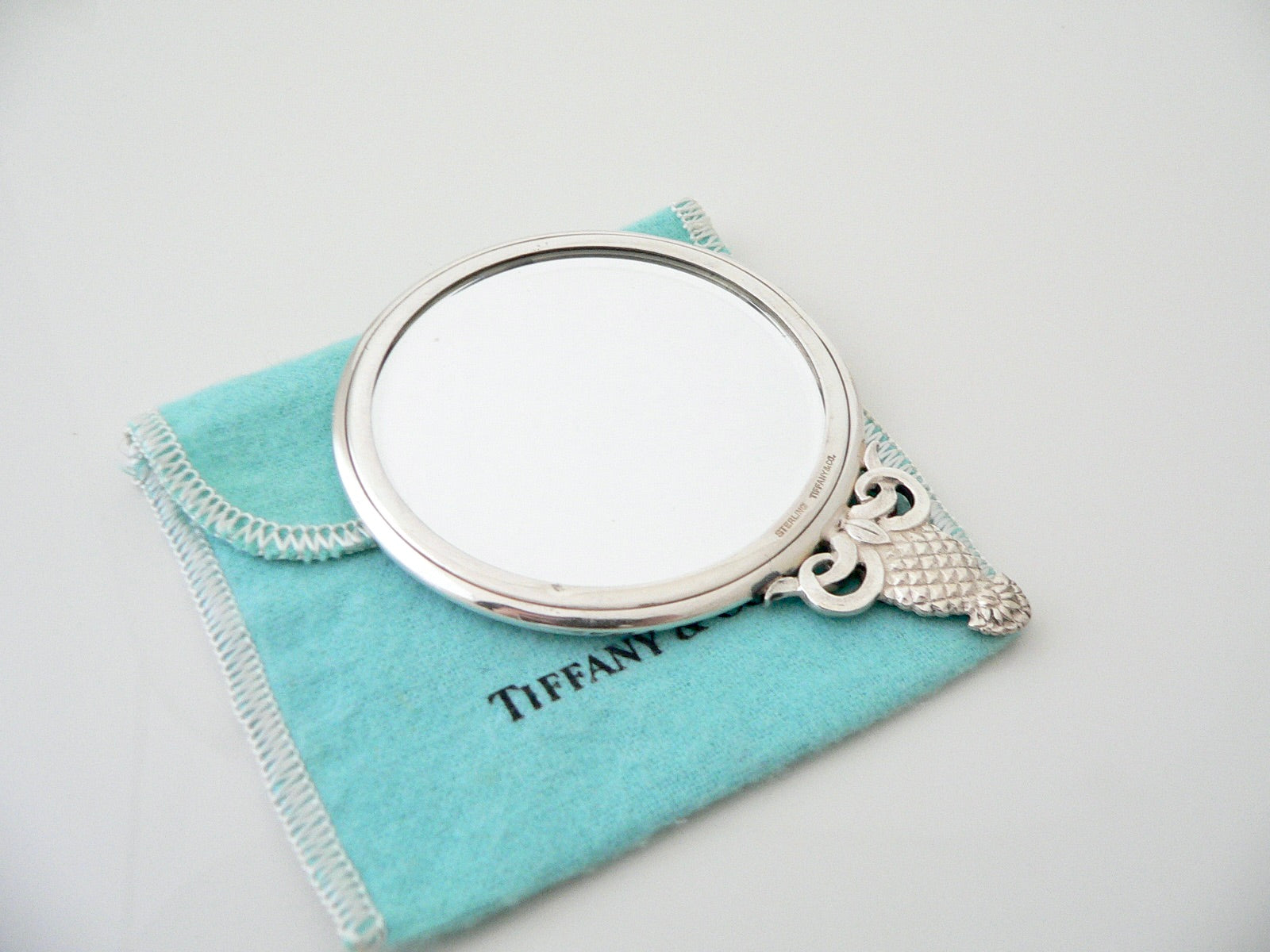 Vintage Ladies Pocket purse Mirror Silver Plate With cute bow on top 2.75