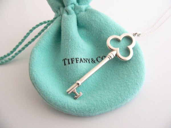 Tiffany Co Silver Trefoil Key Necklace Pendant 19 inch Chain Gift Love Pouch
