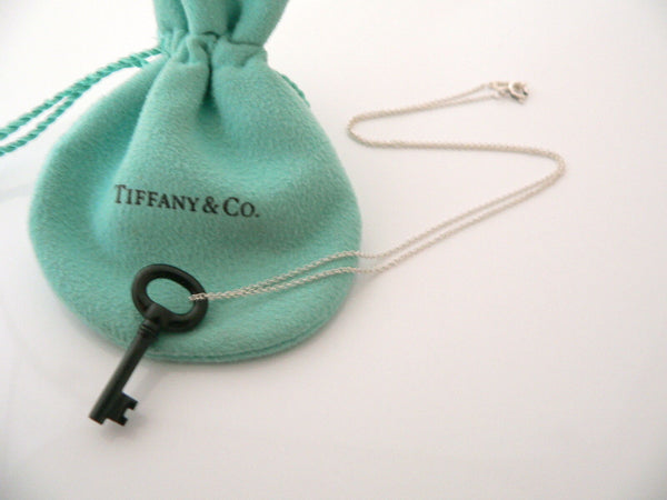 Tiffany & Co Silver Black Jade Gemstone Oval Key Necklace Pendant Chain Gift