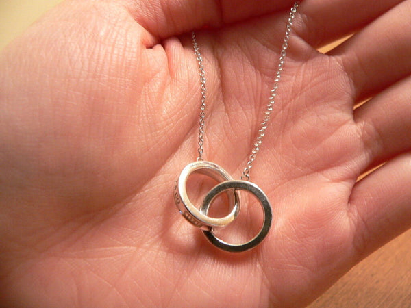 Tiffany & Co 1837 Interlocking Circles Necklace Pendant Chain Love Silver Gift
