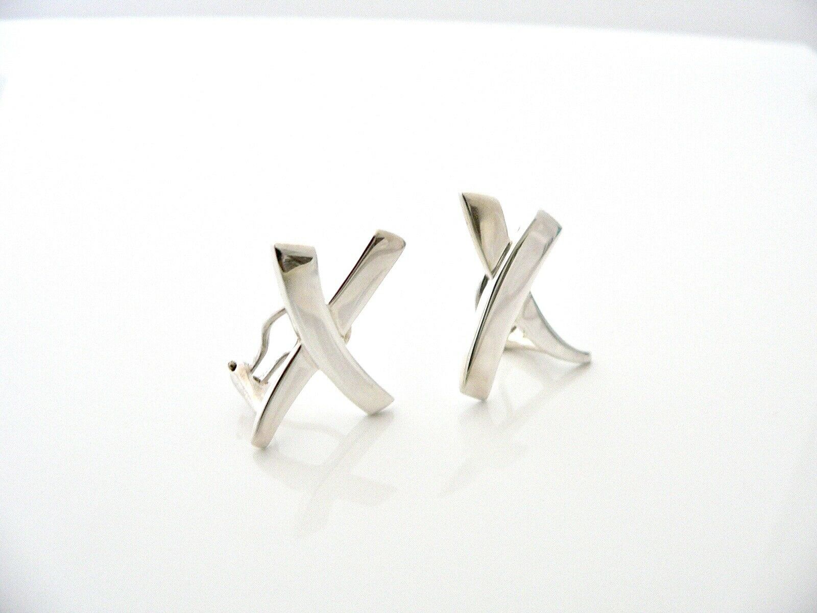 Tiffany & Co Picasso Kiss Earrings X Clip Omega Backs Silver Love Gift Classic