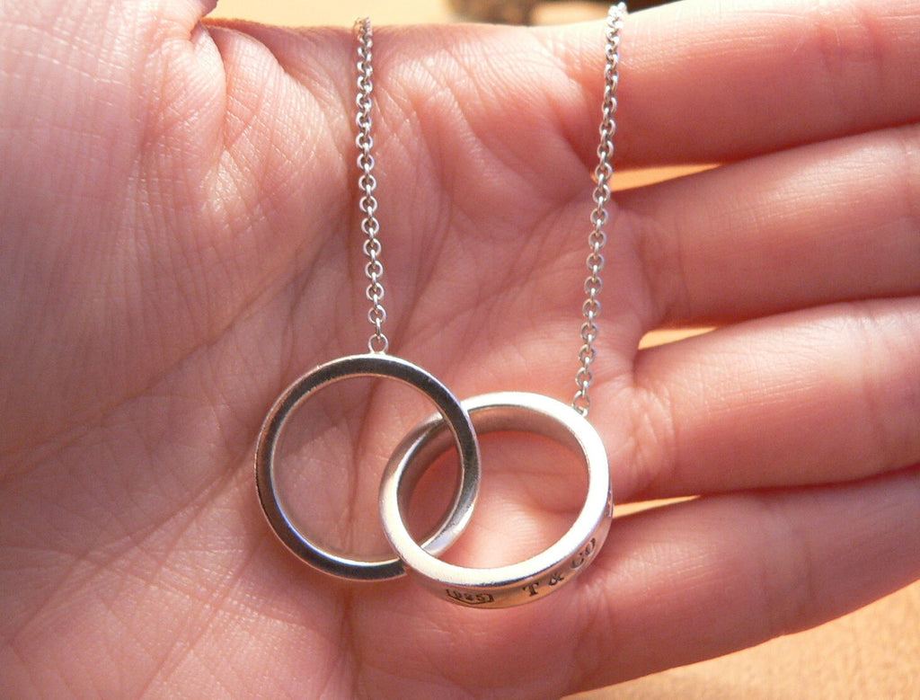 Tiffany and co discount two ring necklace