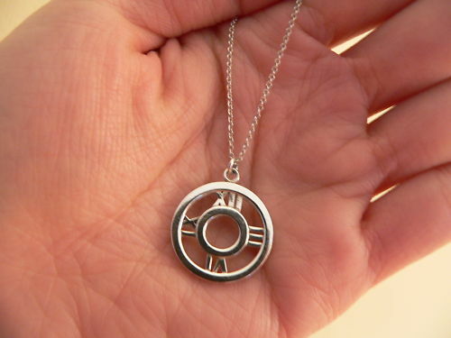 Tiffany & Co Silver Round Circle Atlas Necklace Charm Pendant Gift Love Classic
