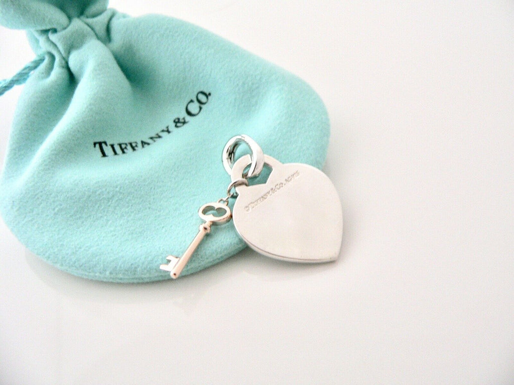 Return to Tiffany & Co Heart Key Charm Clasp