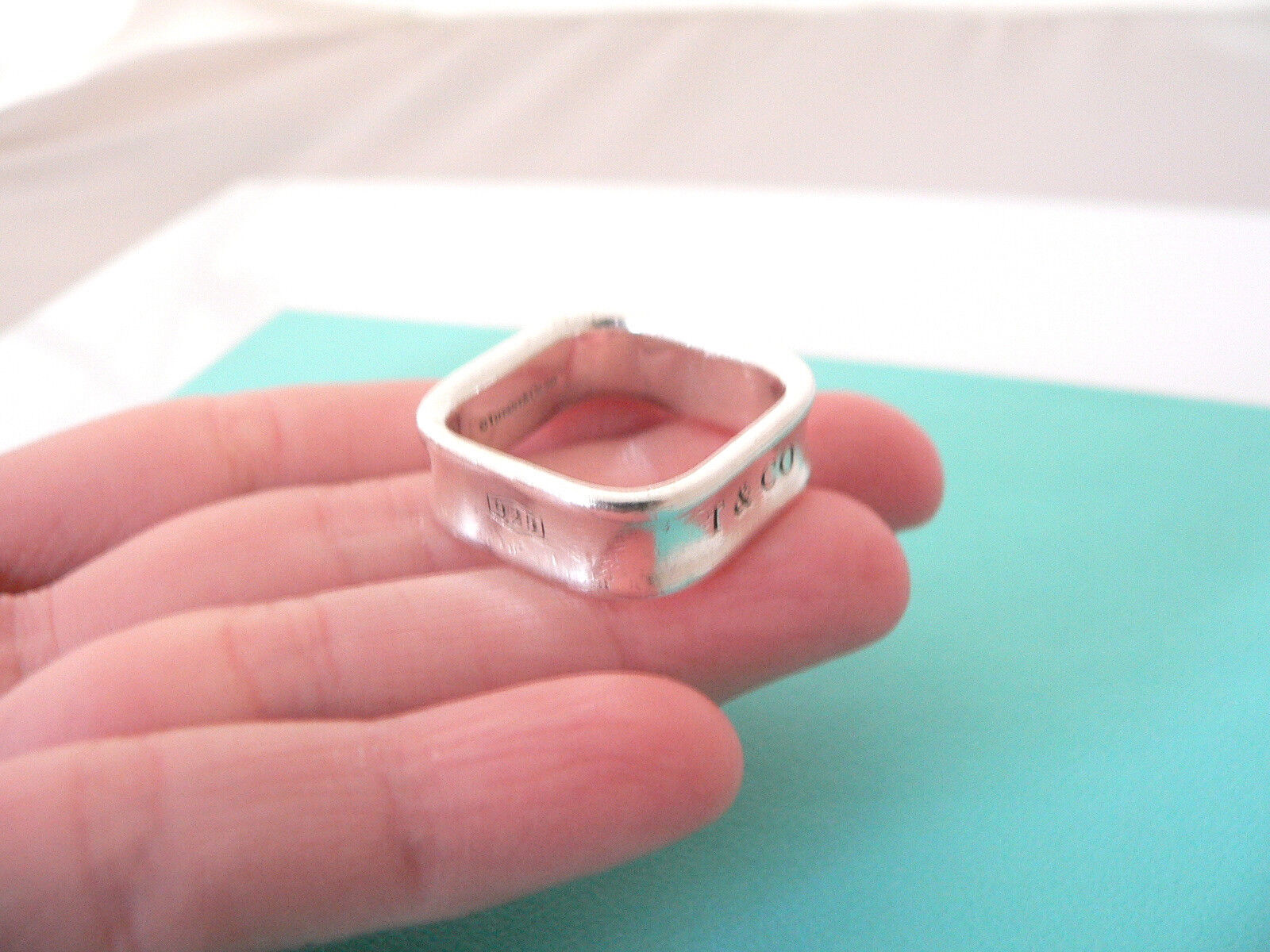 57_6551772a-26e1-4f95-ac41-