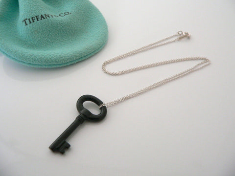 Tiffany & Co Silver Black Jade Gemstone Oval Key Necklace Pendant Chain Gift