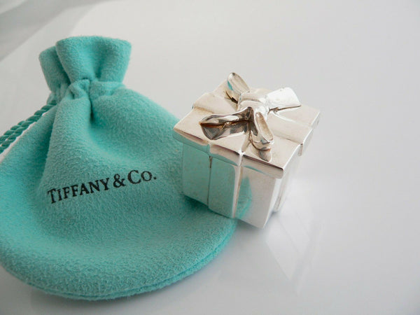 Tiffany & Co Silver Gift Box Pill Box Case Ribbon Bow Signature Pouch