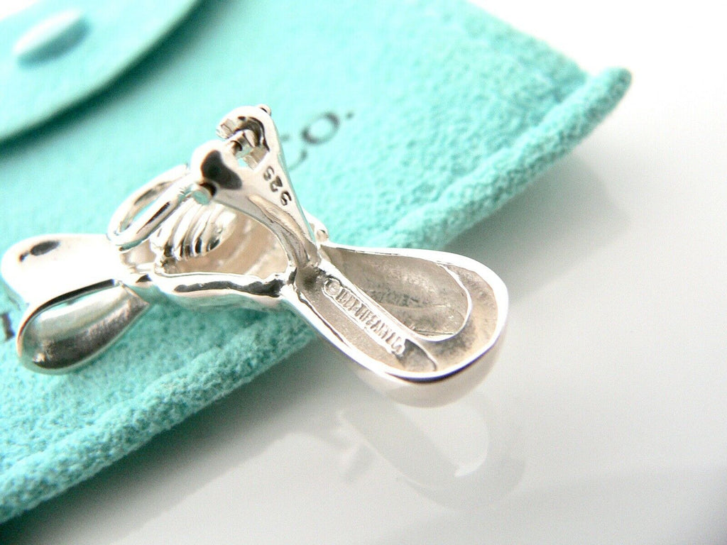 Tiffany & Co Bow Stud Earrings Silvery Silver Metal ref.833888 - Joli Closet