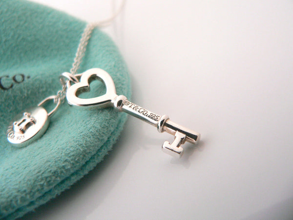 Tiffany Co Silver Heart Key Locks Necklace Pendant Charm Chain Gift Pouch Love