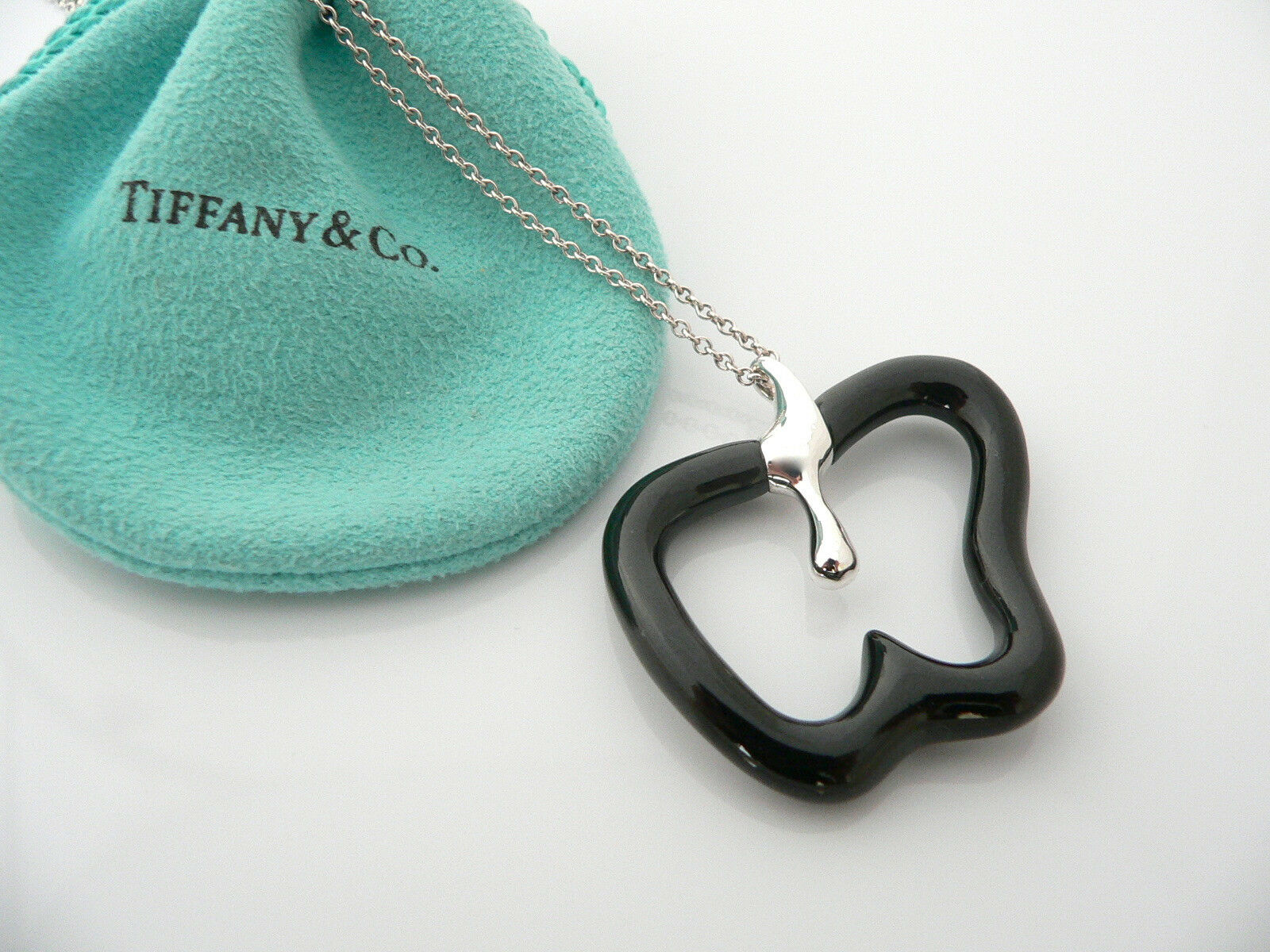 Return to Tiffany™ Heart Tag Necklace in Silver with a Diamond, Medium |  Tiffany & Co.