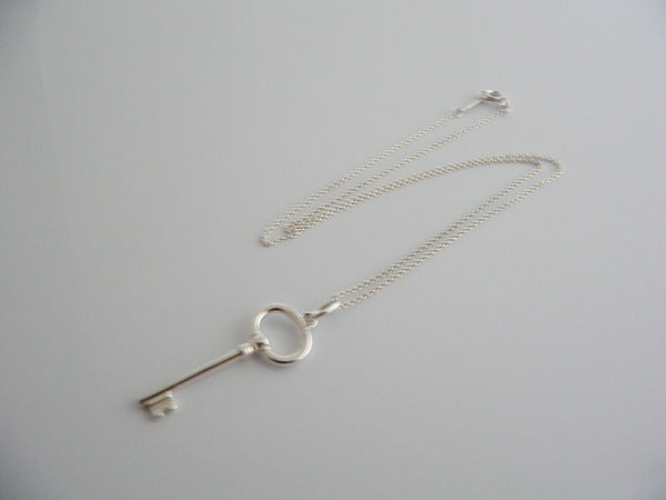 Tiffany & Co Silver Oval Key Necklace Pendant Charm 18 Inch Chain Gift Love Art