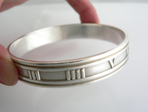 Tiffany & Co Atlas Roman Numeral Bangle Wide Silver Bracelet Love Gift Pouch Art
