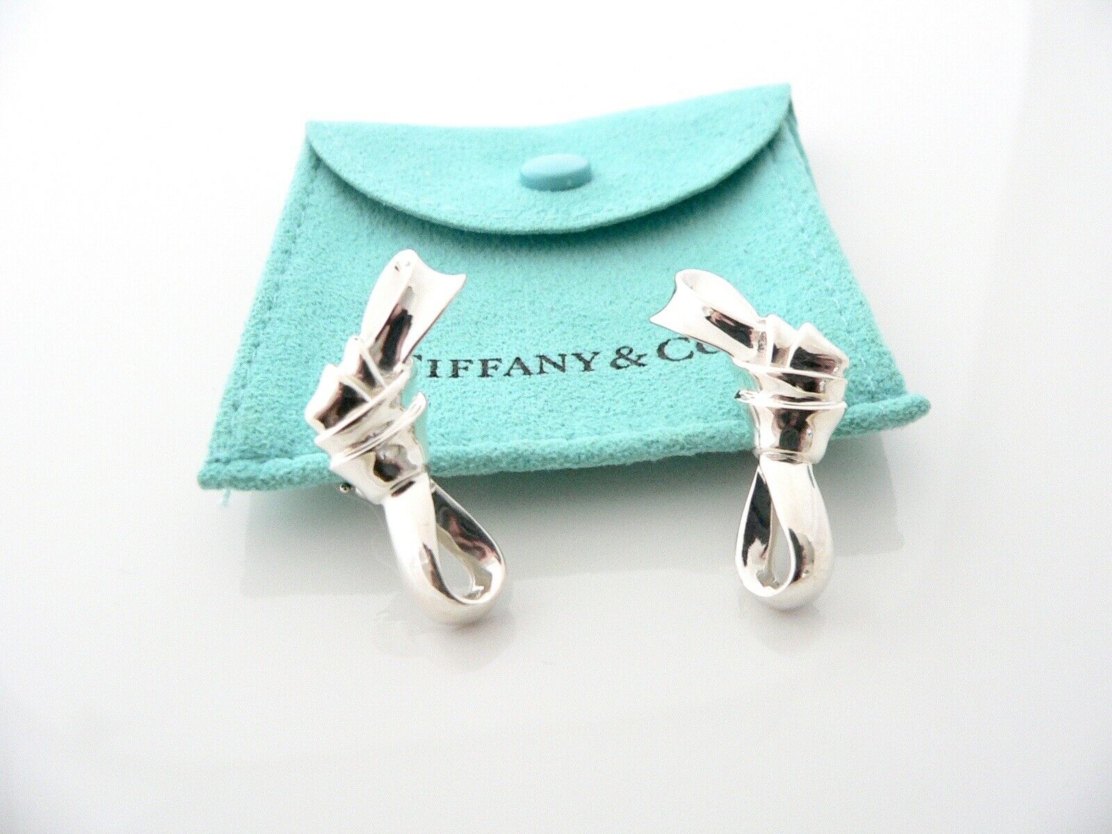 Tiffany & Co Twist Ribbon Bow Clip on Earrings Silver Gift Pouch Love T and Co