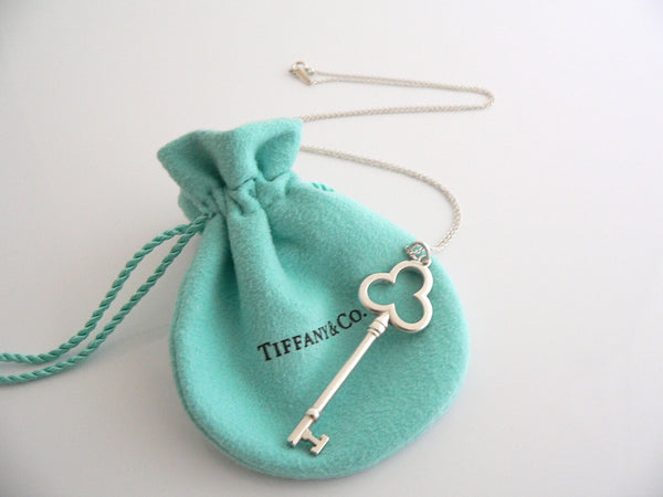 Tiffany Co Silver Trefoil Key Necklace Pendant 19 inch Chain Gift Love Pouch