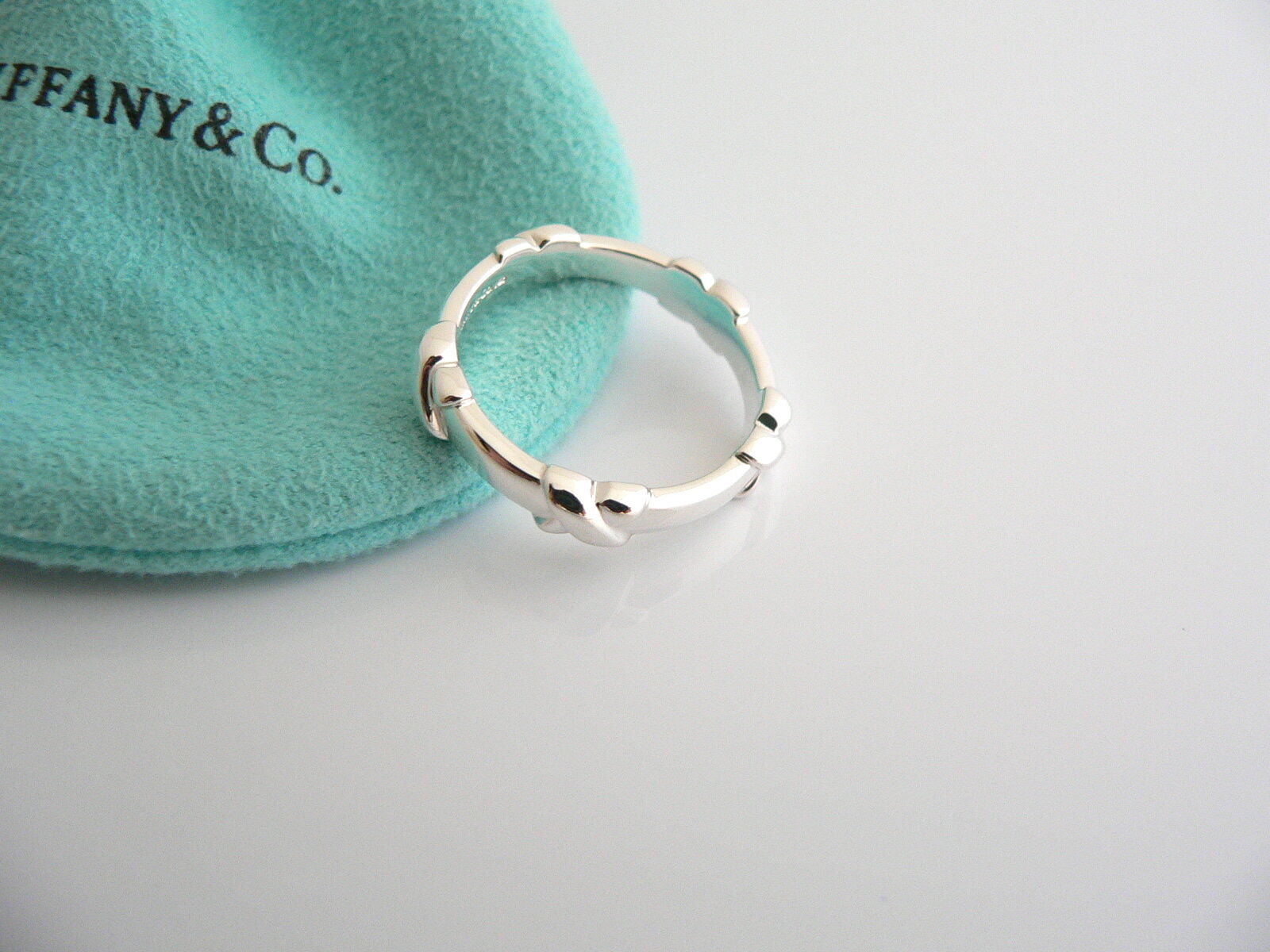 Tiffany & Co Signature X Stacking Ring Band Sz 8.75 Rare Mint Sterling Silver Gift Pouch