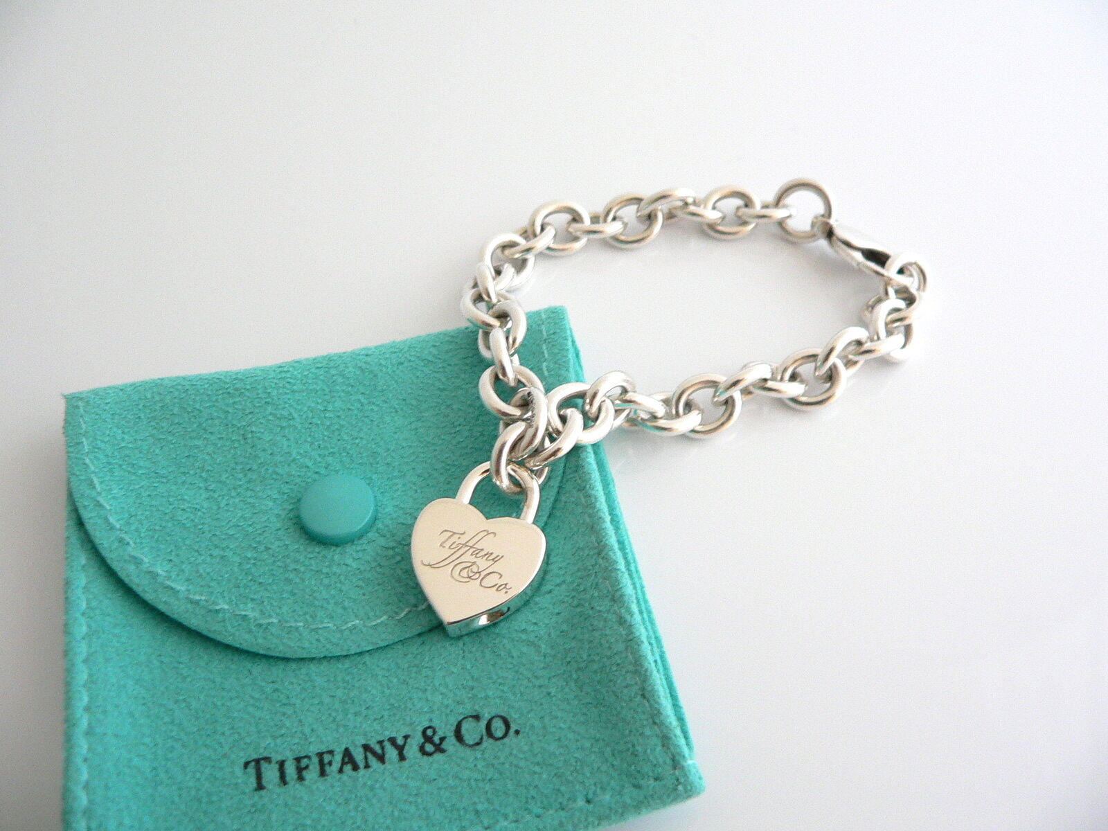 Tiffany & Co Silver Heart Key Hole Locks Bracelet Bangle Link 7.75 Inches  Gift