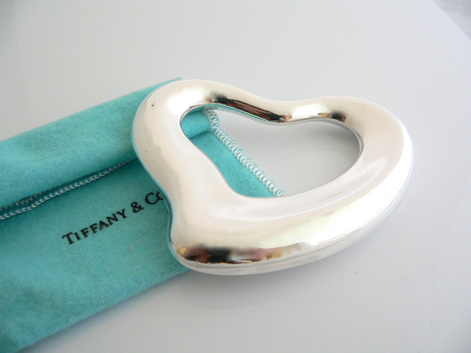 Tiffany & Co Silver Peretti Heart Rattle Teether Rare Heirloom Baby Gift Pouch